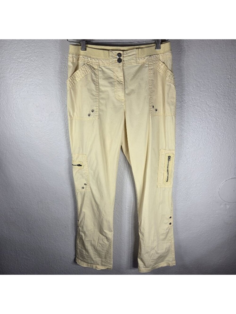 Chicos 0.5 Safari Outdoor Roll Up Elastic Waist Cargo Straight Leg Pants Yellow